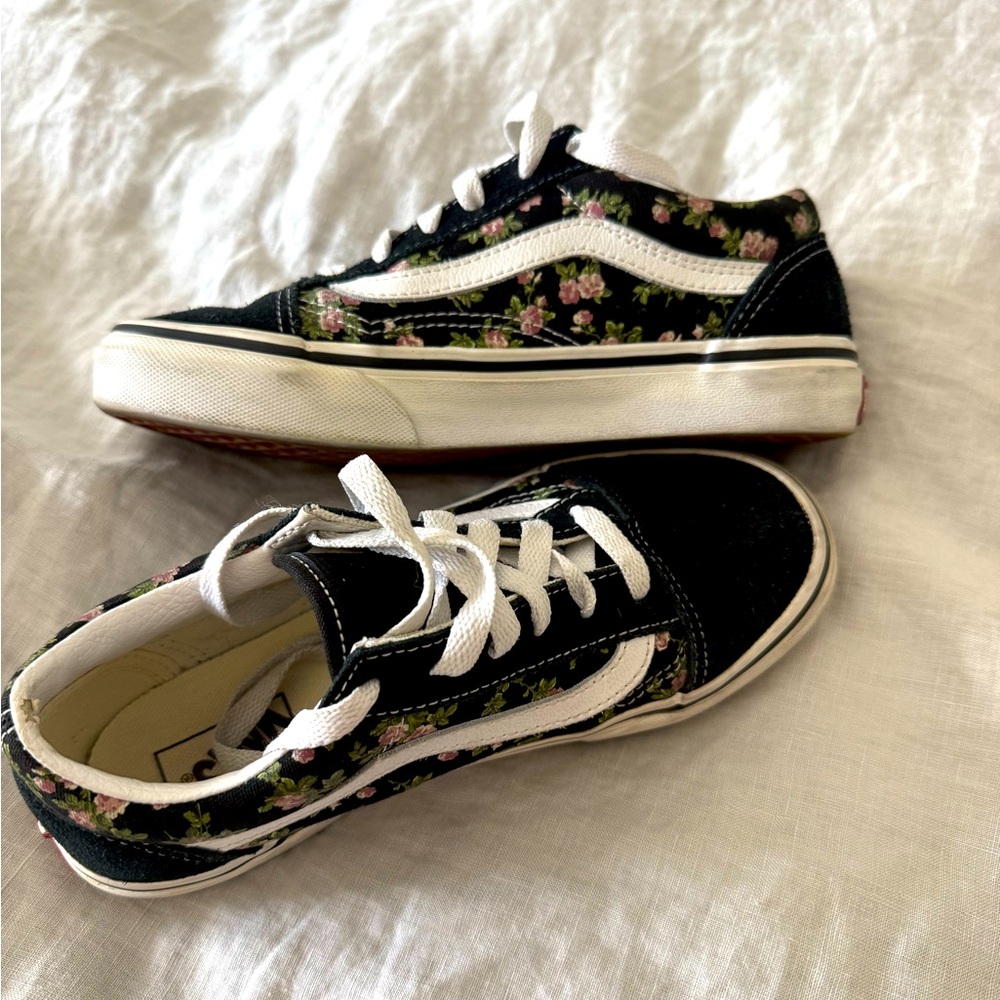 Vans size 3
